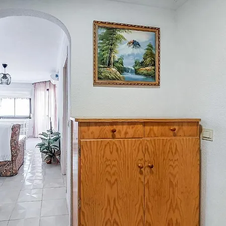 1 Bedroom Amazing In Апартаменти